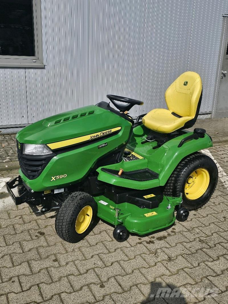 John Deere X590 Kosiarki
