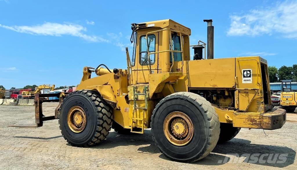 CAT 966 D Ładowarki kołowe