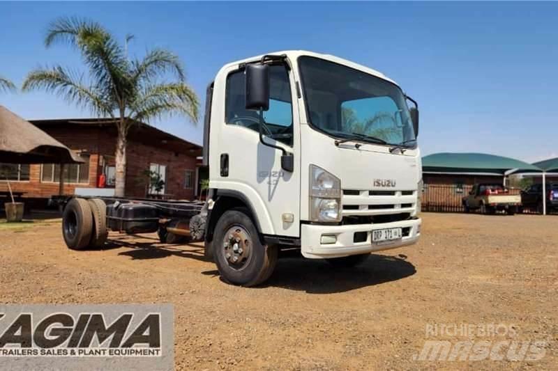 Isuzu NPR400 AMT Inne