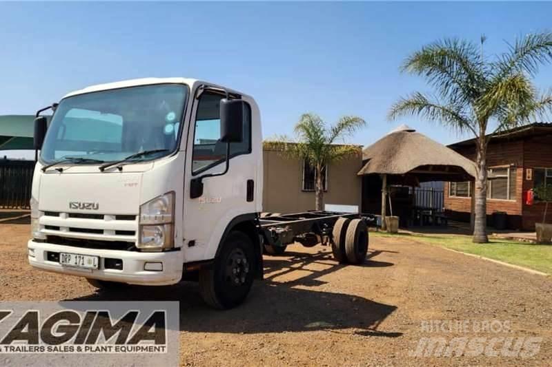 Isuzu NPR400 AMT Inne