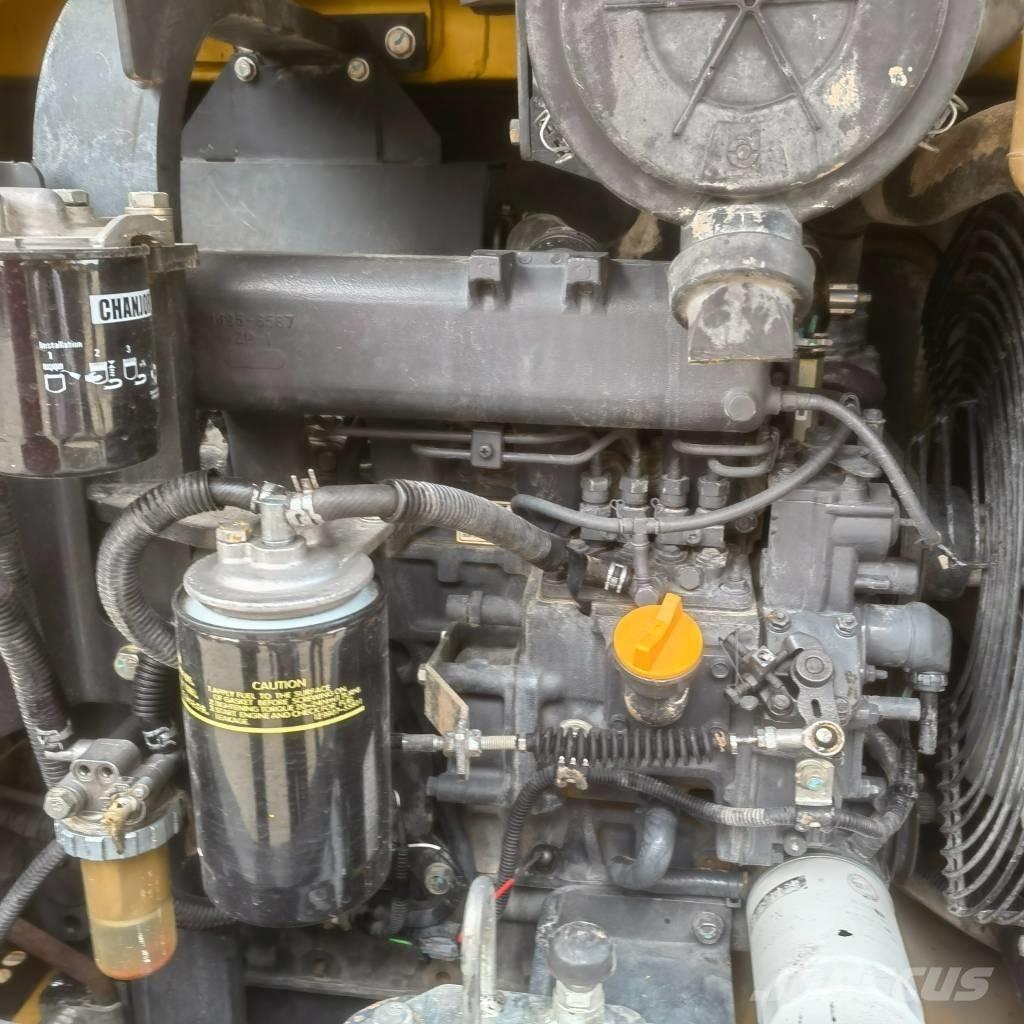 Komatsu PC56 Koparki gąsienicowe