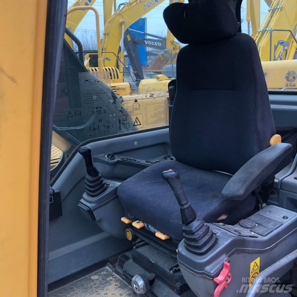 Volvo EC210B Koparki gąsienicowe
