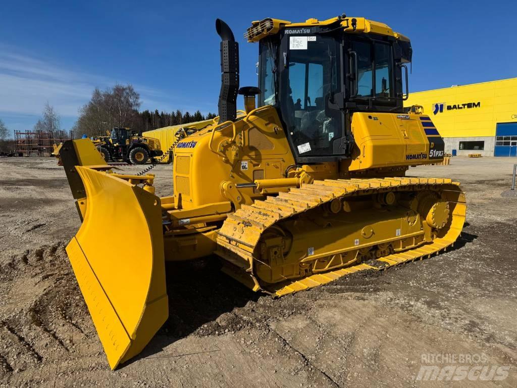 Komatsu D51PXI-24E0 Spycharki gąsienicowe