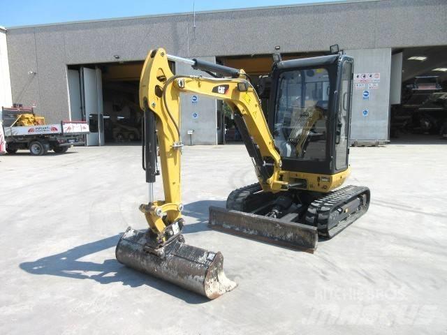 CAT 302.7 D CR Minikoparki
