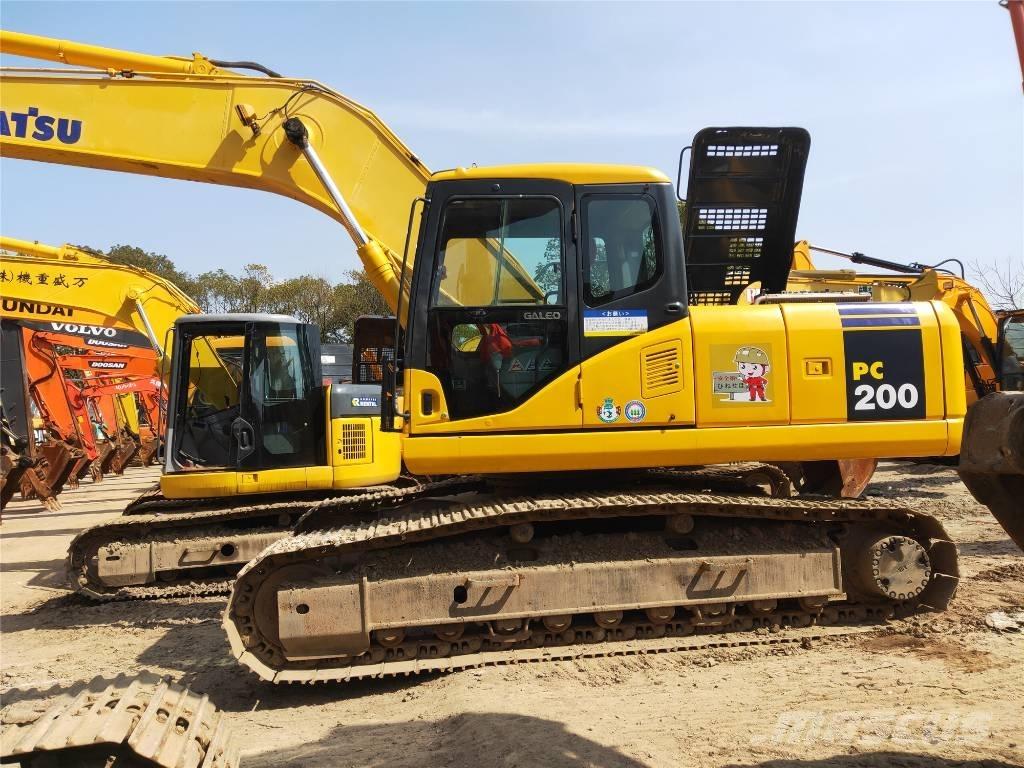 Komatsu PC 200-7 Koparki gąsienicowe