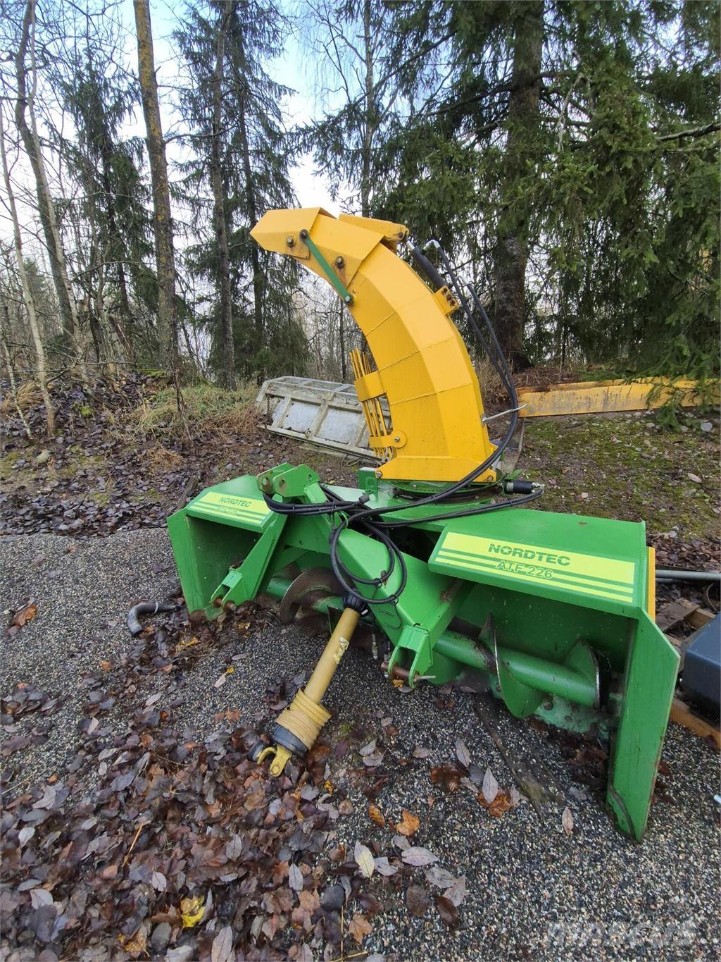 Ala-talkkari 226 Pługi wirnikowe