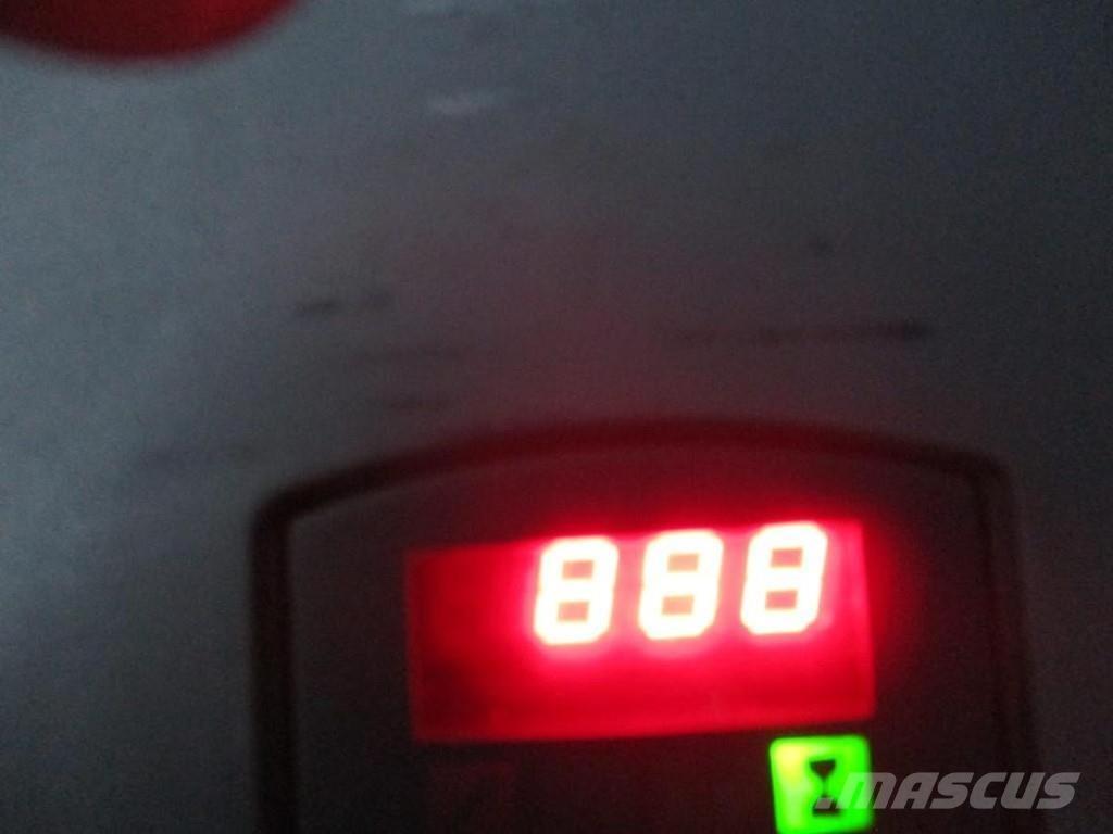 BT LWE160 Wózki widłowe unoszące