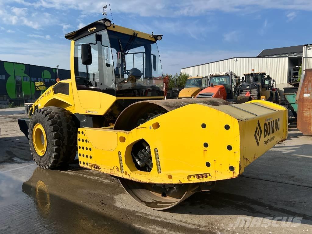Bomag BW 226 BVC-5 Walce jednobębnowe