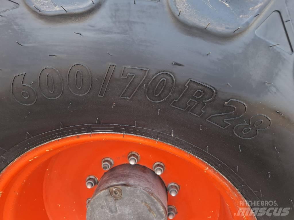 CLAAS Axion 810 Ciągniki rolnicze