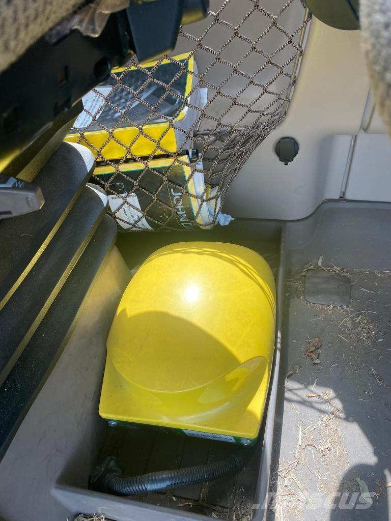 John Deere 8200 Kombajny silosowe