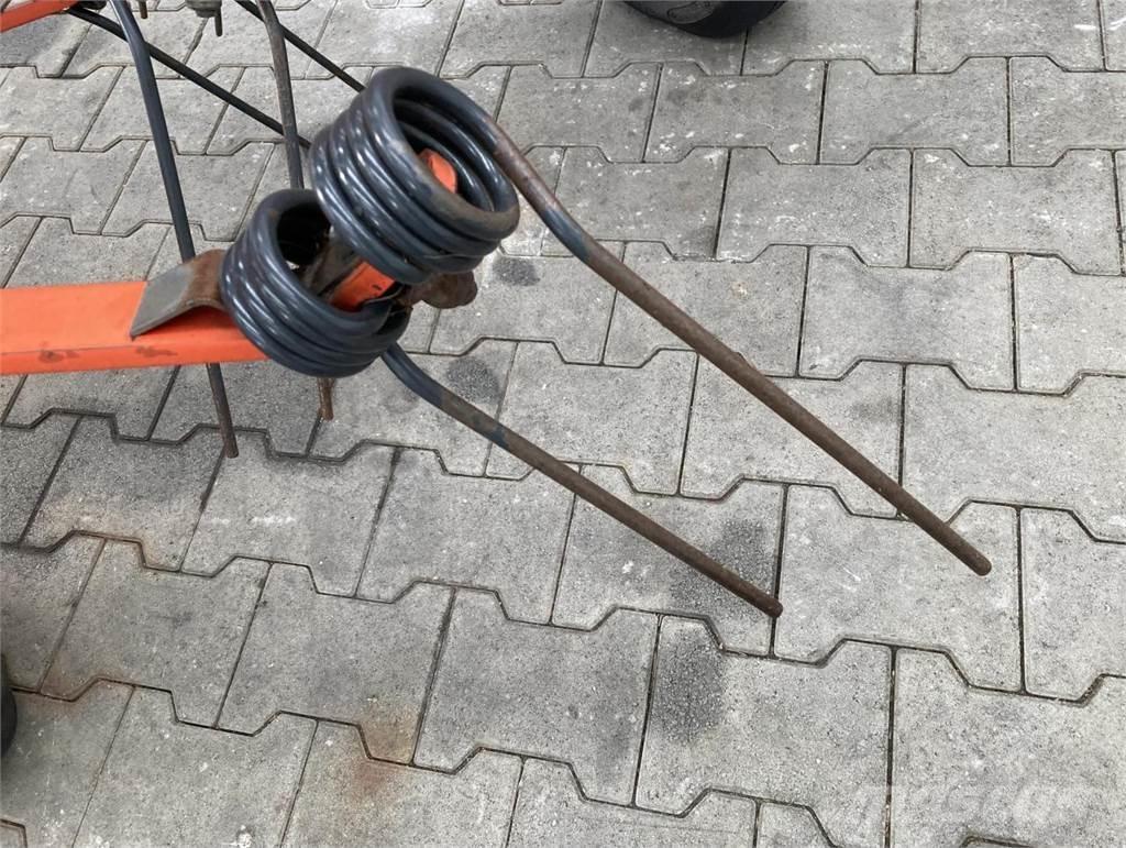 Kuhn GF 5001 MH Zgrabiarki i przetrząsacze