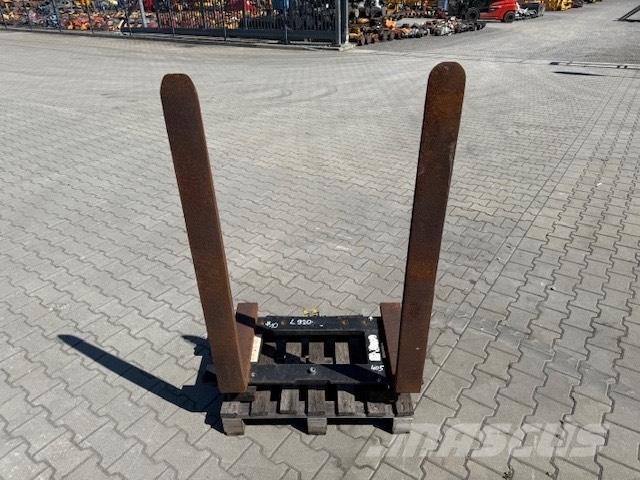 Volvo USED FORKS Widły