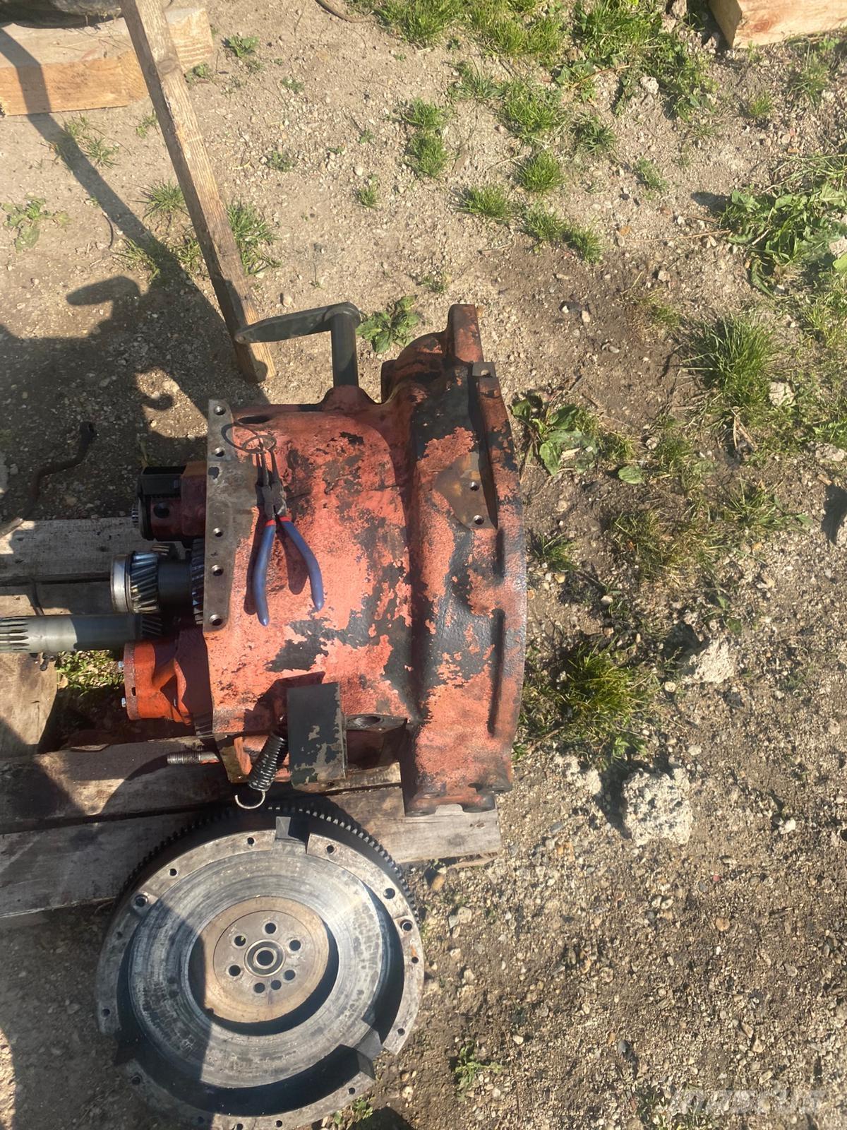 Zetor CRYSTAL Traktory leśne