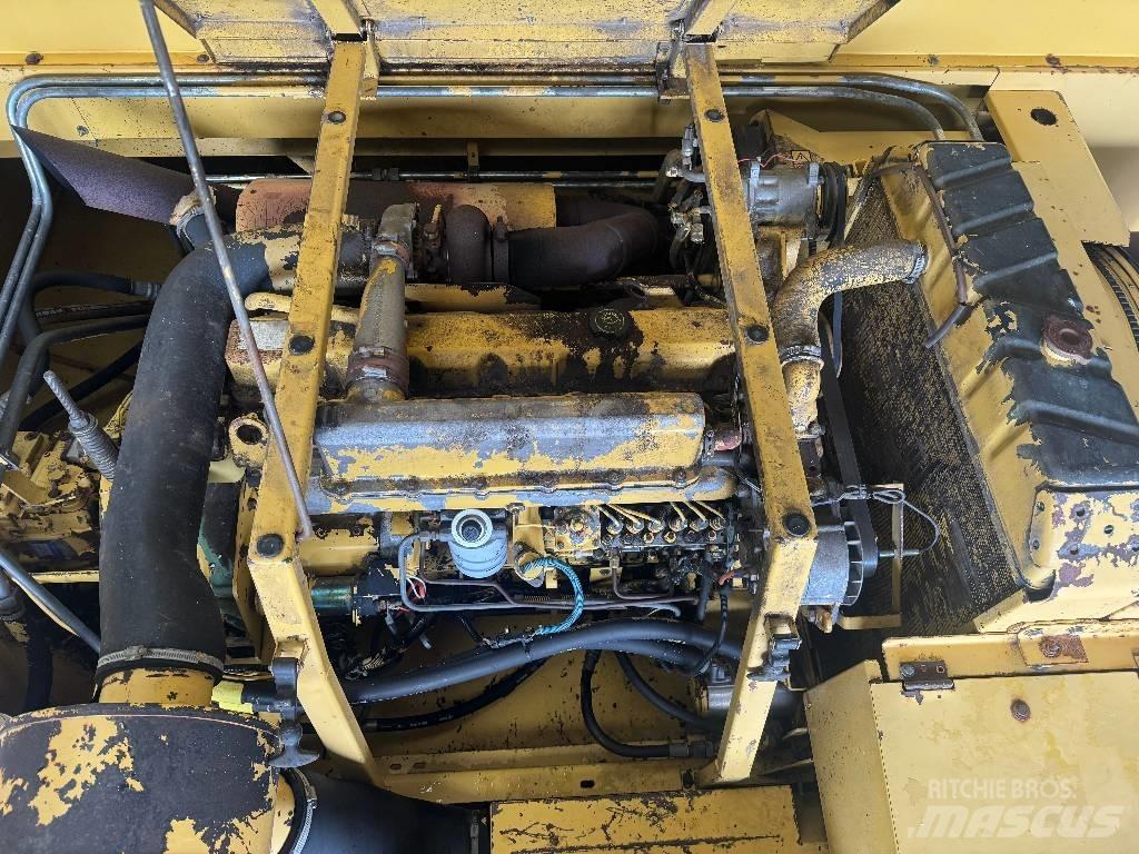 New Holland TX 65 Kombajny zbożowe