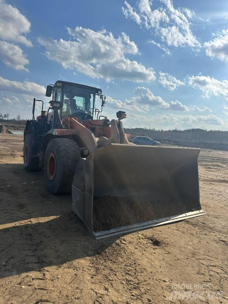 Hitachi ZW 250 Ładowarki kołowe