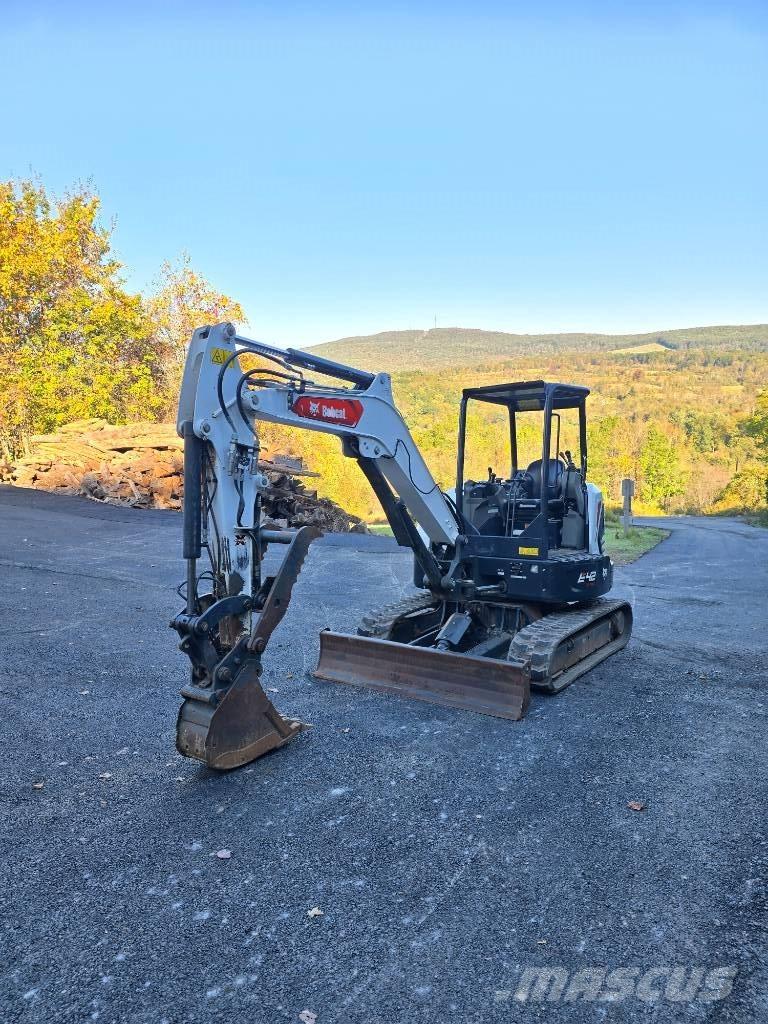 Bobcat E42 Minikoparki