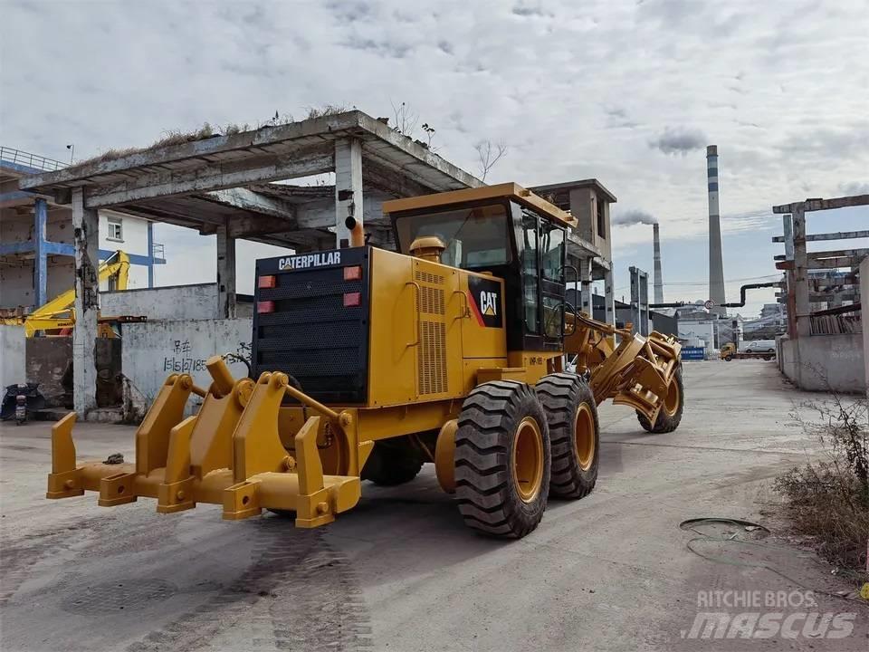 CAT 140H Równiarki