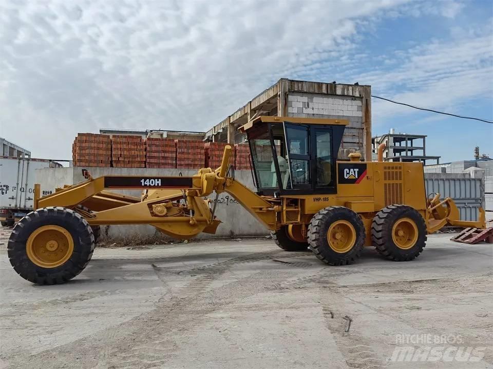 CAT 140H Równiarki