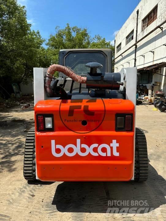 Bobcat 864 Ładowarki burtowe