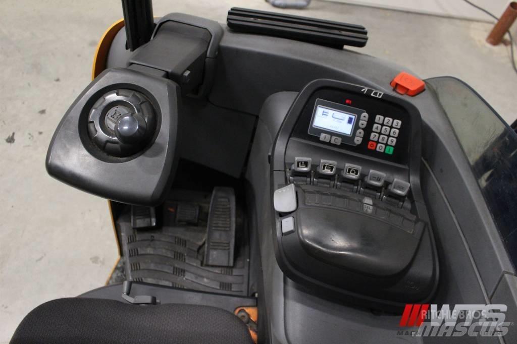 BT RR E 160 Wózki widłowe wysokiego składowania