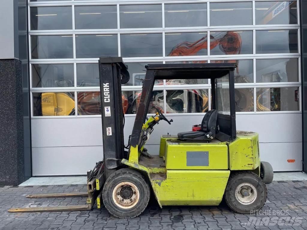Clark DPM20N Wózki widłowe inne