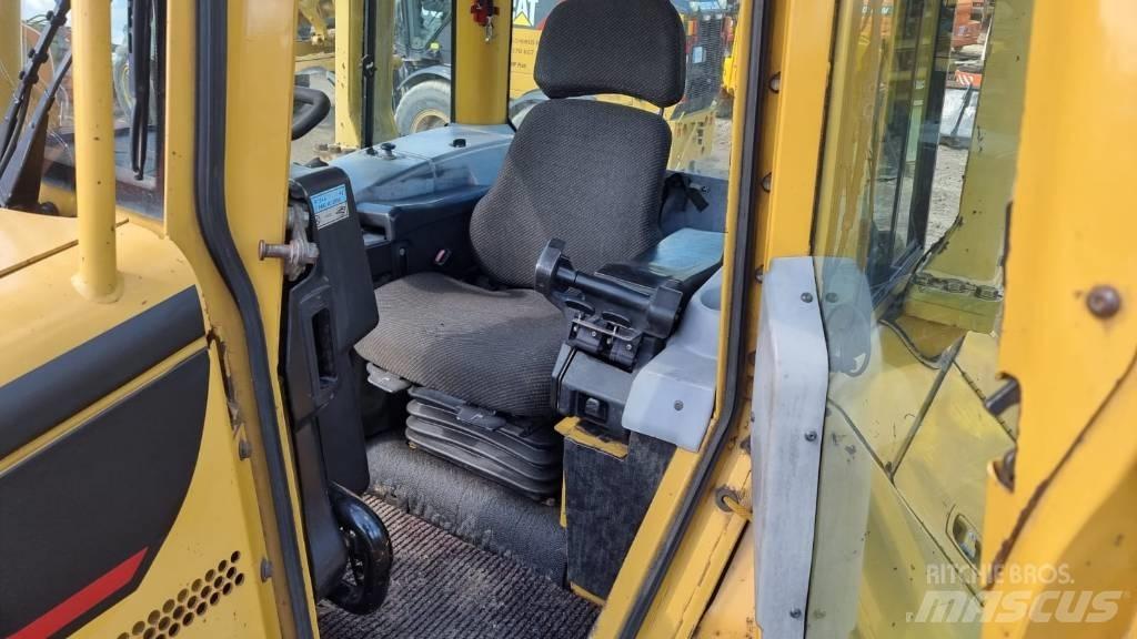 CAT D 5 N LGP Spycharki gąsienicowe