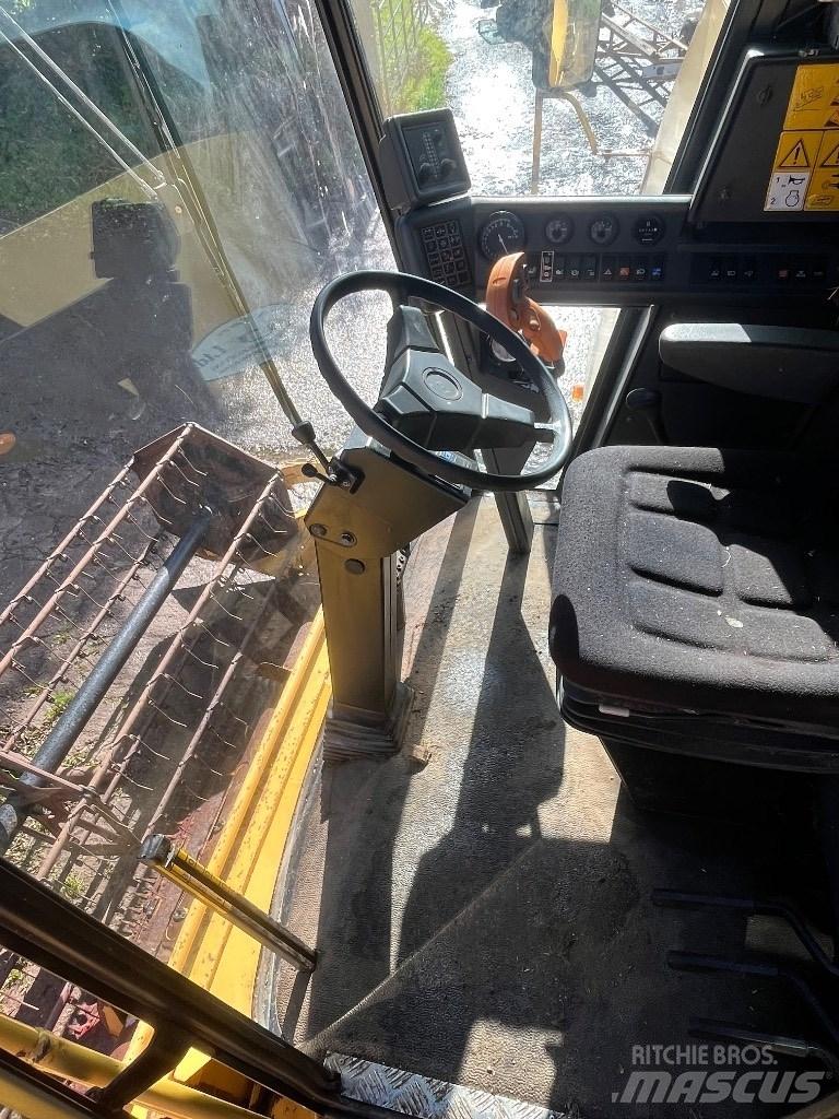 New Holland TC 56 H Kombajny zbożowe