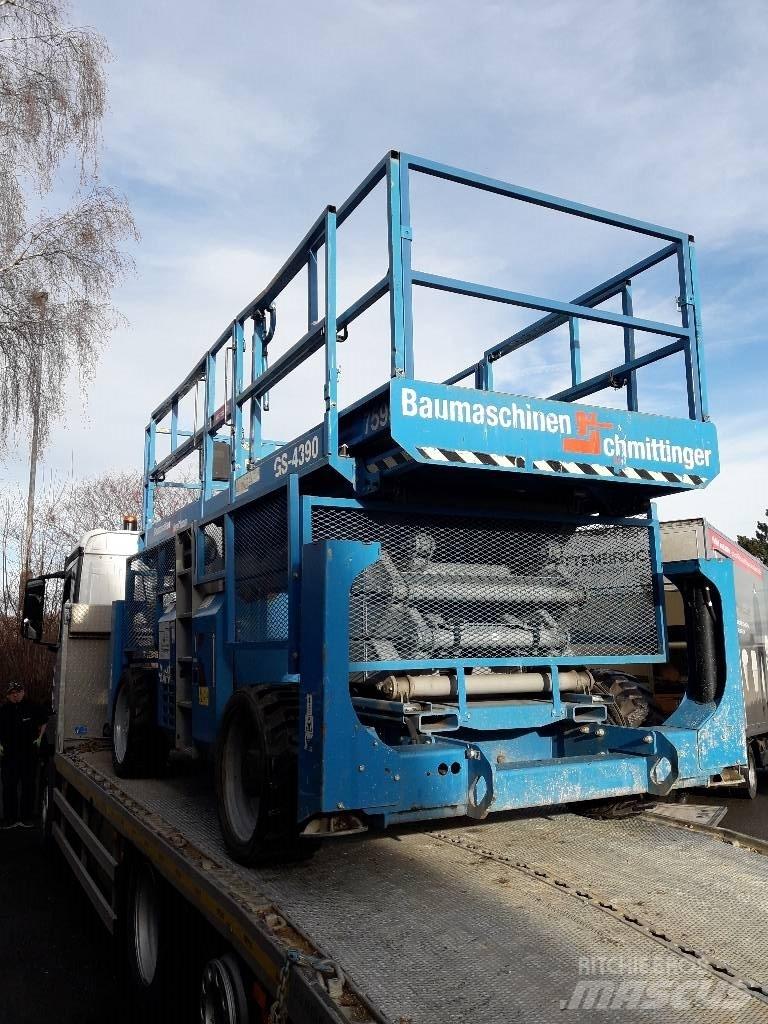 Genie GS 4390 RT Podnośniki nożycowe
