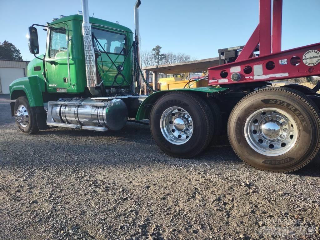 Mack CHU 613 Ciągniki siodłowe