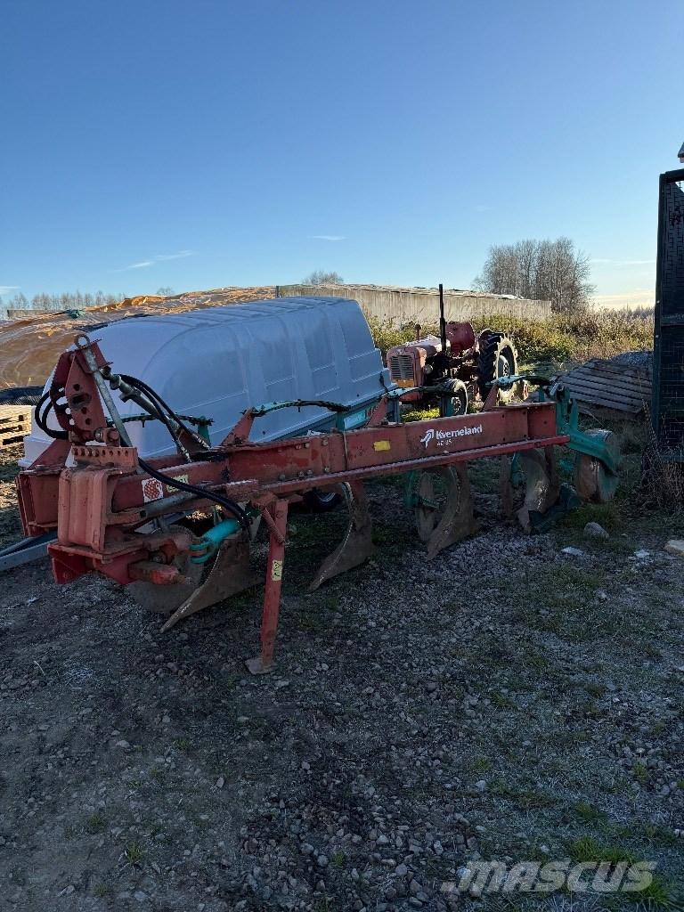 Kverneland AD-85 Pługi