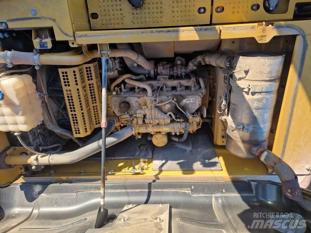 CAT 320 EL Koparki gąsienicowe