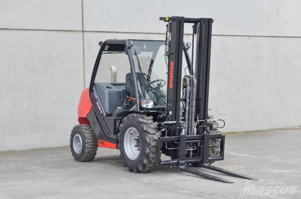 Manitou MC 25-4 Wózki Diesla