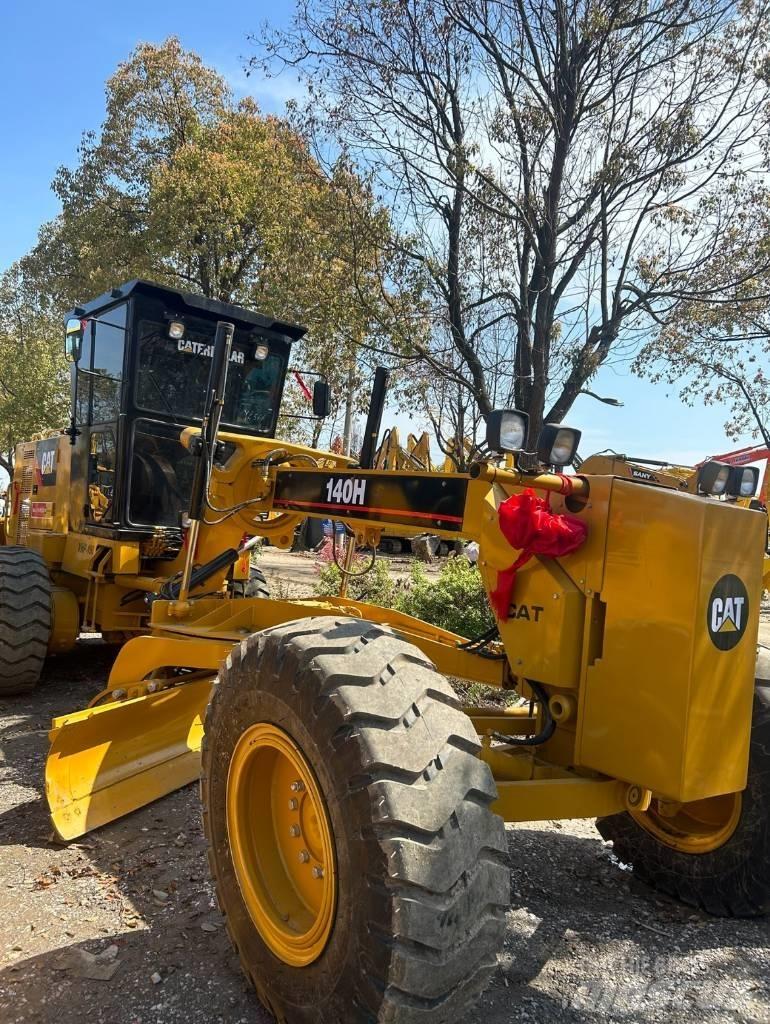 CAT 140 H Równiarki