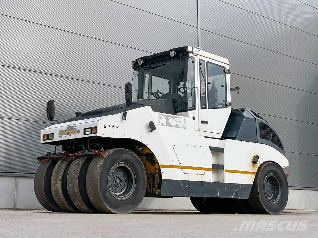 Bomag BW 24 RH Walce ogumione