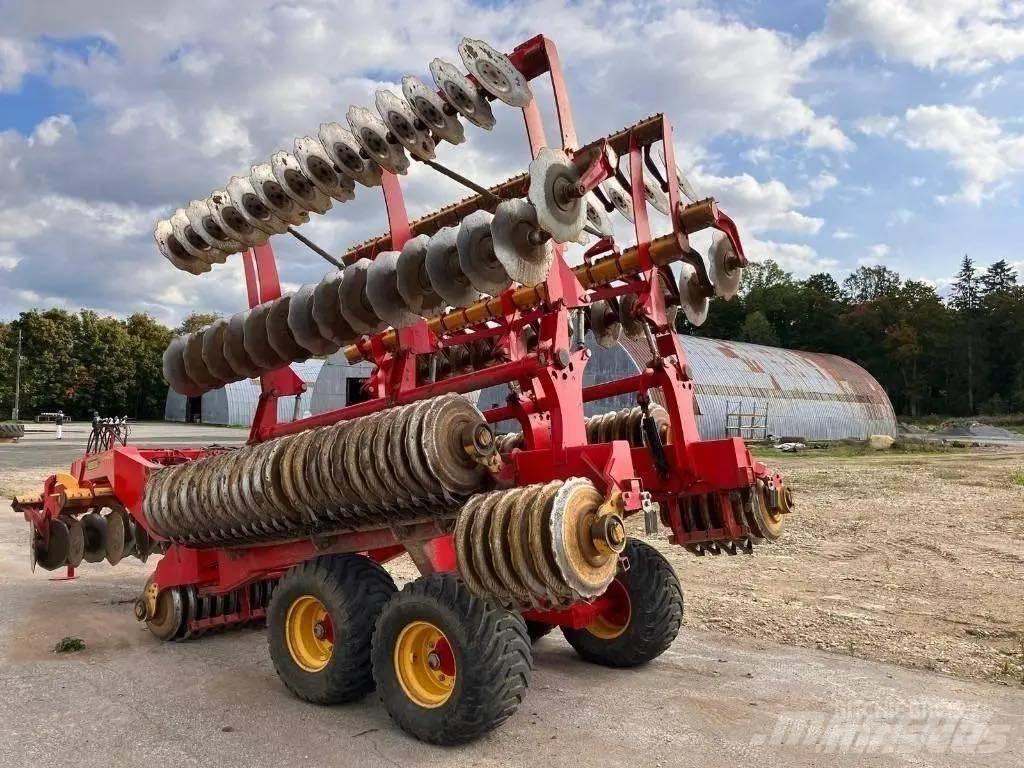 Väderstad Carrier820 Brony talerzowe