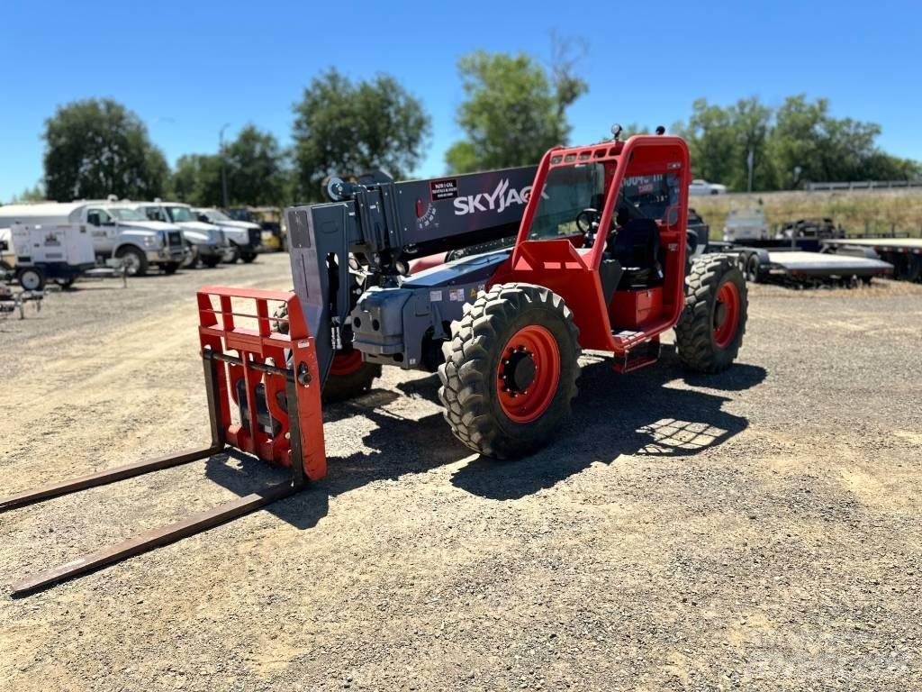 SkyJack SJ 843 Ładowarki teleskopowe