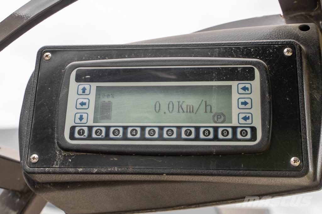 Manitou ME 435 Wózki elektryczne