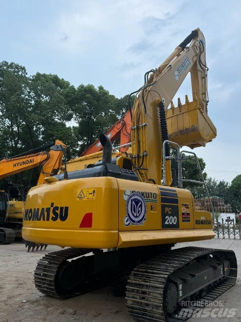 Komatsu PC 200-8 Koparki gąsienicowe