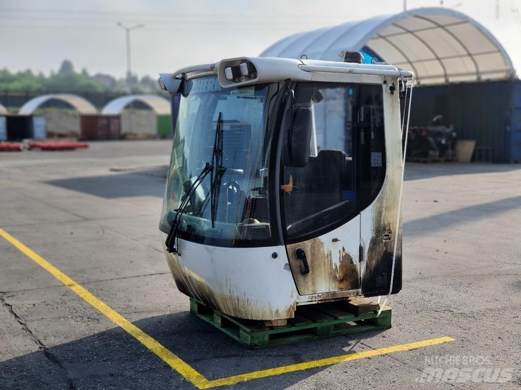 Liebherr L 550 CAB Kabiny i wnętrze