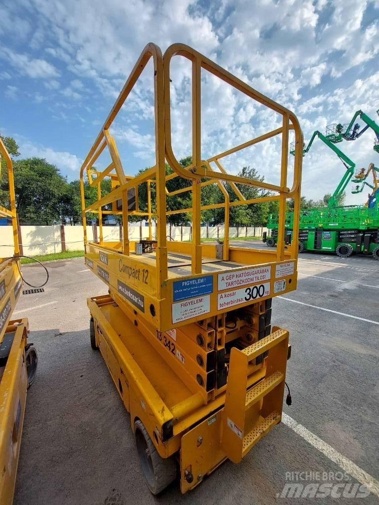 Haulotte Compact 12 Podnośniki nożycowe