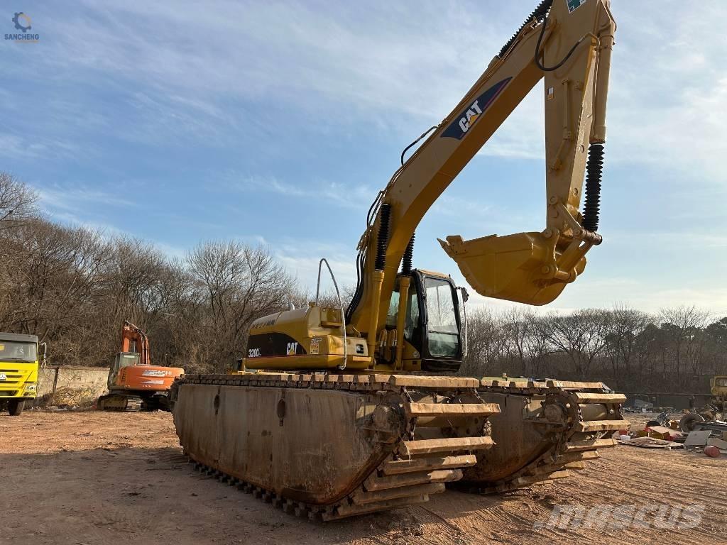 CAT 320 C L Koparki pływające - amfibie
