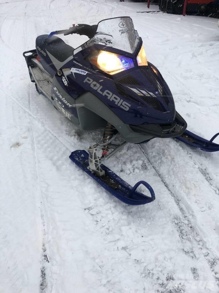 Polaris 900 Fusion Pojazdy terenowe