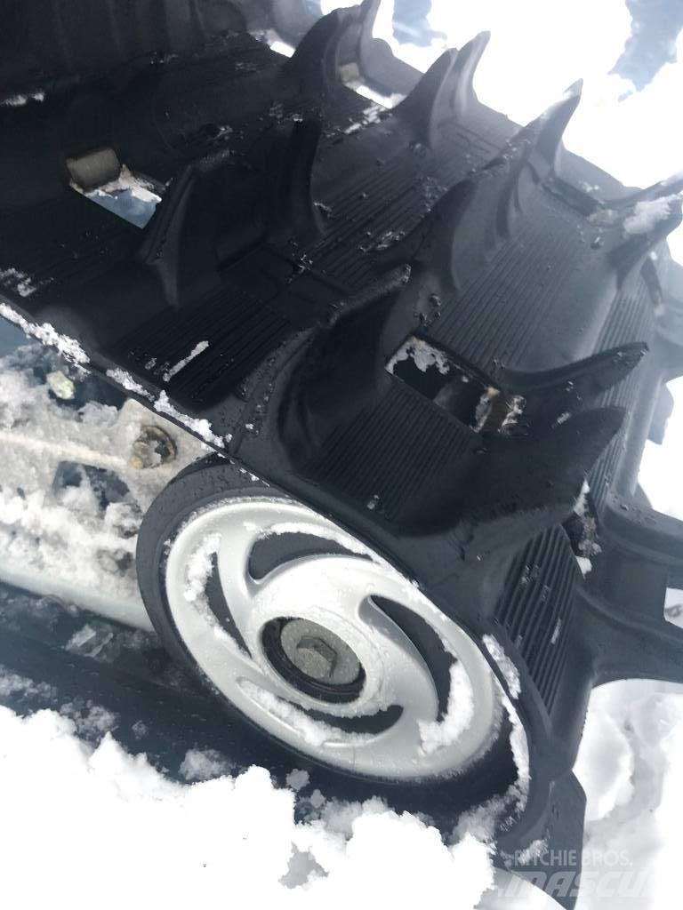 Polaris 900 Fusion Pojazdy terenowe