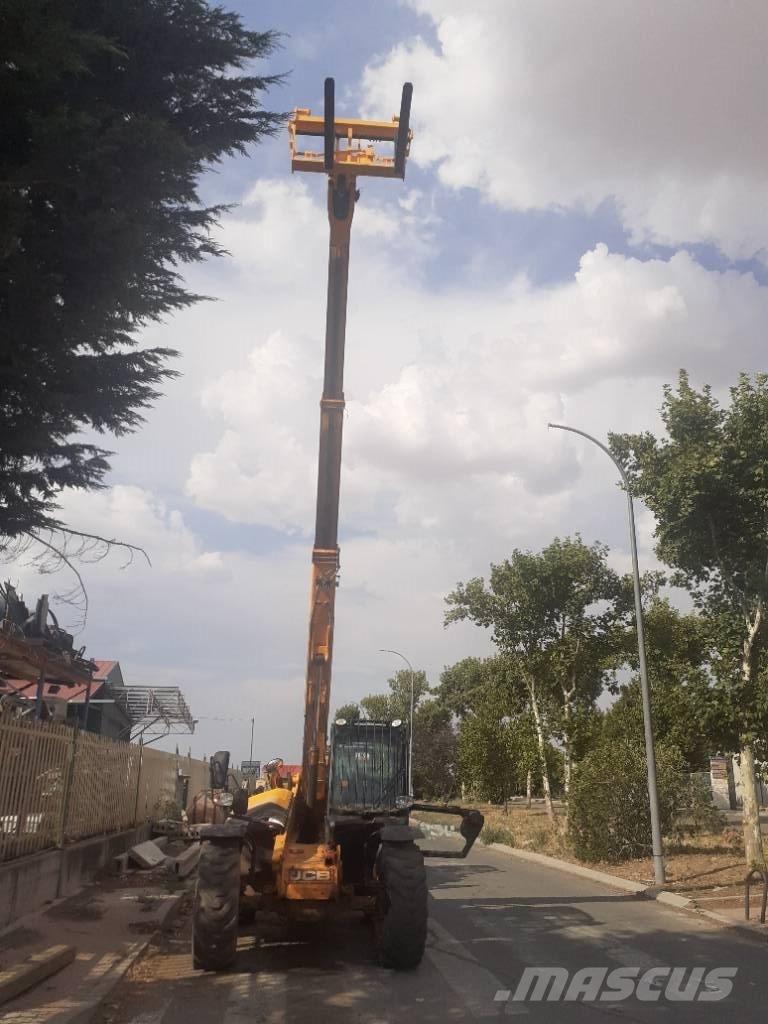JCB 535-95 Ładowarki rolnicze