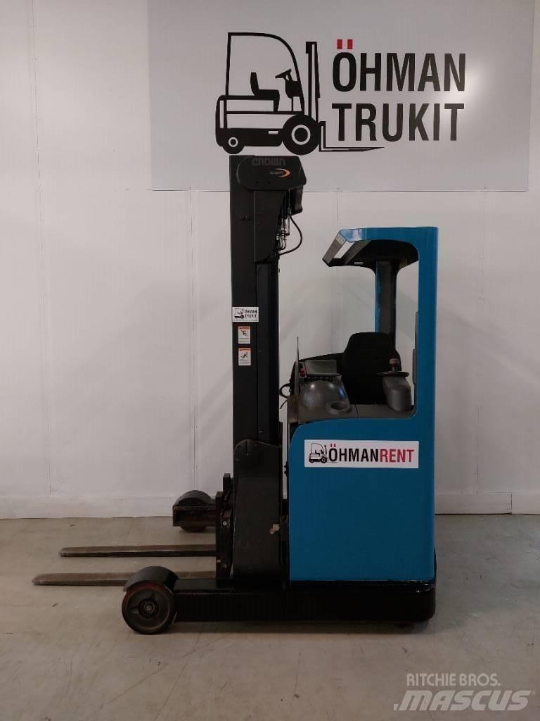 Crown ESR 4500 Wózki widłowe wysokiego składowania
