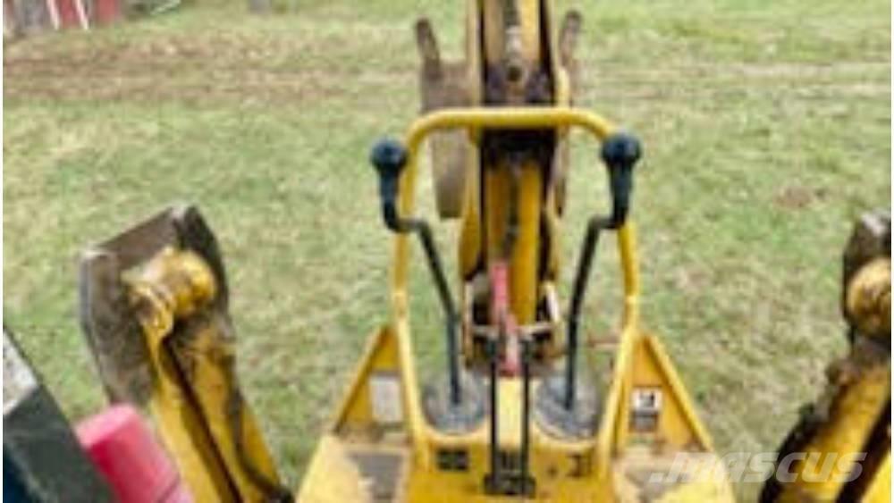 John Deere 110 Koparko-ładowarki