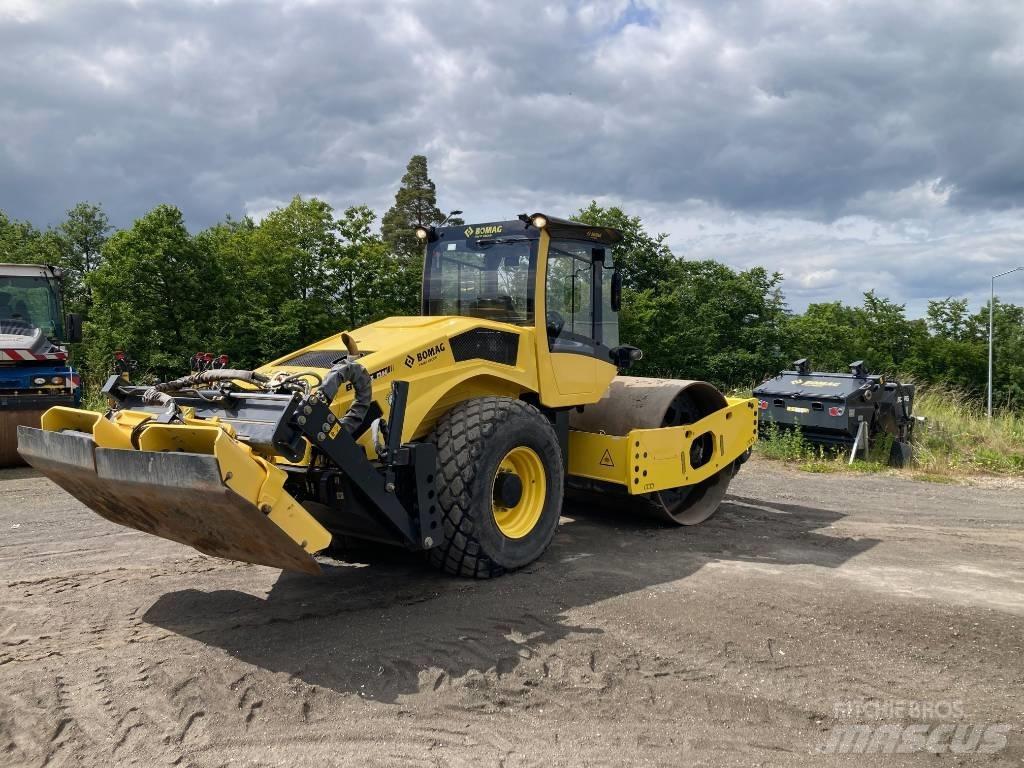 Bomag BW 213 DH-5 Zagęszczarki gruntu