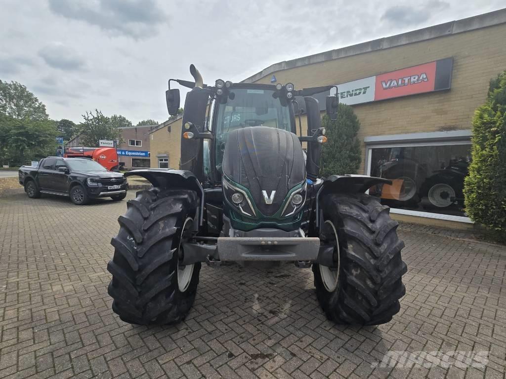 Valtra T 174 Ciągniki rolnicze