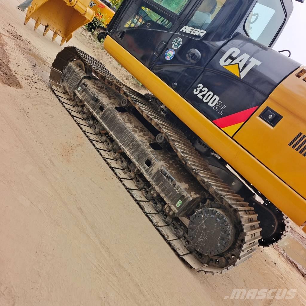 CAT 320 D2 Koparki gąsienicowe