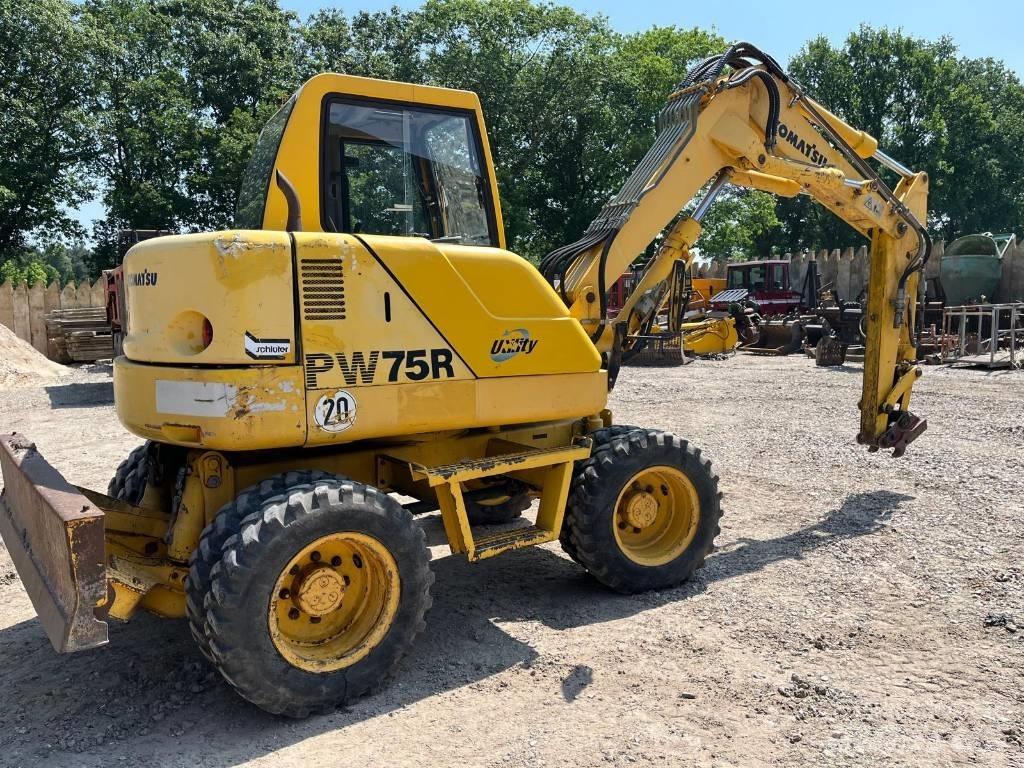 Komatsu PW 75 R Koparki kołowe